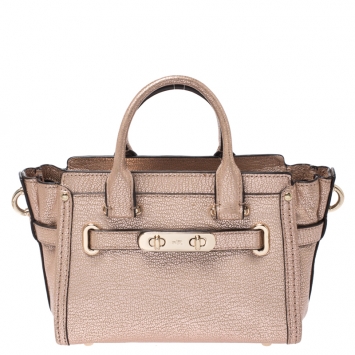 مملوكة مسبقًا Coach Metallic Rose Gold Leather Swagger 20 Crossbody Bag