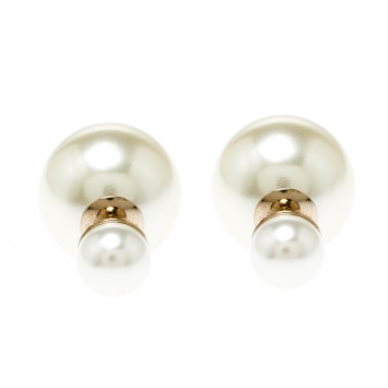 Pre Owned Dior Tribales Cream Faux Pearl Gold Tone Stud Earrings