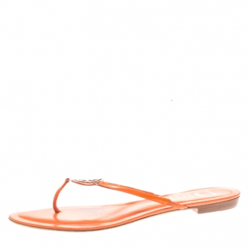 Pre Owned Dior Orange Patent Leather Logo Detail Thong Flat Sandals Size 39