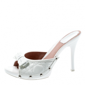 Pre Owned Dior White Cannage Quilted Patent Leather Bow Detail Peep Toe Clogs Size 37.5