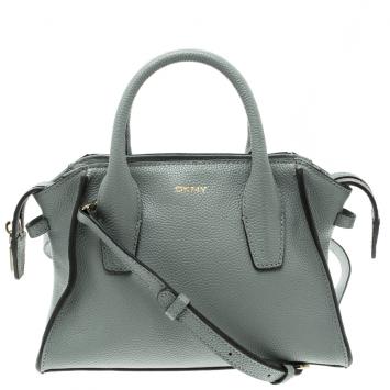 مملوكة مسبقًا DKNY Powder Blue Leather Mini Chelsea Satchel