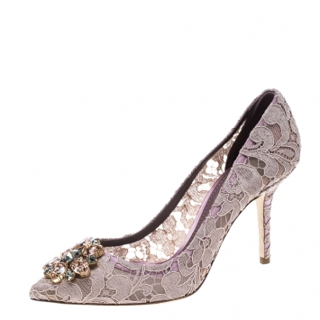 Pre Owned Dolce and Gabbana Lavender Lace Bellucci Crystal Embellished Pointed Toe Pumps Size 39.5