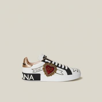 Pre Owned Dolce & Gabbana White Heart Embroidered Logo Sneakers Size IT 40