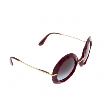 Pre Owned Dolce & Gabbana Red/ Black Gradient DG6105 Oversized Round Sunglasses