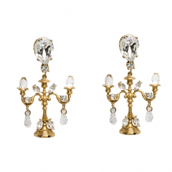 Pre Owned Dolce & Gabbana Gold Tone Crystal Embedded Chandelier Clip On Earrings