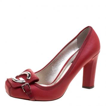 Pre Owned Dolce and Gabbana Red Leather Buckle Detail Pumps Size 41