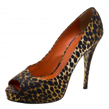 Pre Owned Dolce and Gabbana Leopard Printed Canvas Peep Toe Pumps Size 40