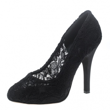 Pre Owned  Dolce and Gabbana Black Lace Pumps Size 39