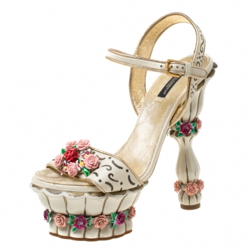 Pre Owned Dolce and Gabbana Metallic Gold/White Flower Embellished Ankle Strap Platform Sandals Size 39