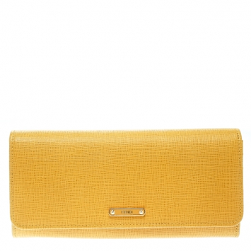 Pre Owned Fendi Yellow Leather Crayons Continental Wallet