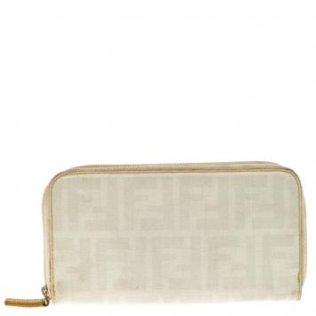 Pre Owned Fendi White Zucca Coated Canvas Zip Around Wallet
