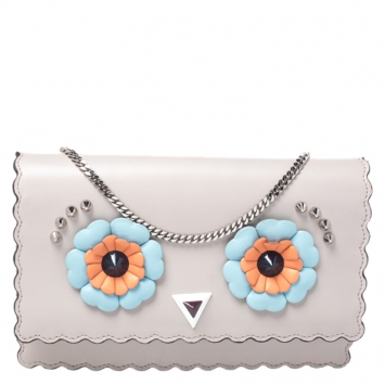 Pre Owned Fendi Beige Leather Hypnoteyes Chain Clutch
