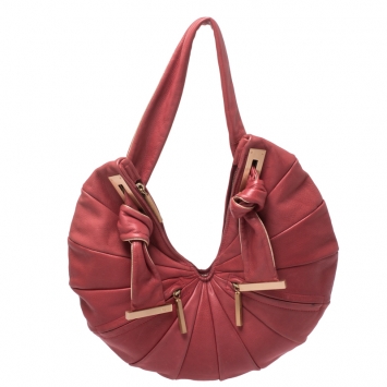 Pre Owned Fendi Red Pleated Leather Front Zipped Hobo