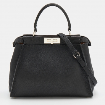 Pre Owned Fendi Black Leather Medium Peekaboo Top Handle Bag