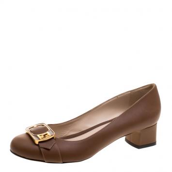 Pre Owned Fendi Brown Leather FF Buckle Pumps Size 40