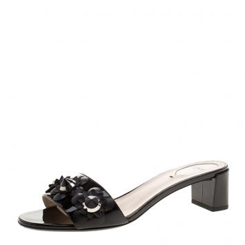 Pre Owned Fendi Black Patent Leather Floral Appliquè Slide Mules Size 40