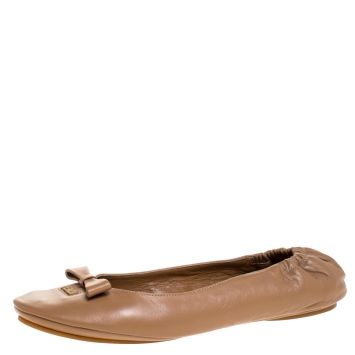 مملوكة مسبقًا Fendi Beige Leather Let's Dance Bow Ballet Flats Size 39