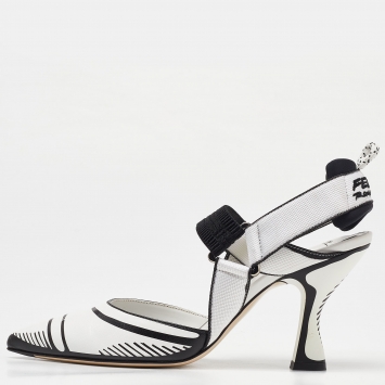 مملوكة مسبقًا Fendi White/Black Leather and Canvas Colibri Ankle Strap Sandals Size 38