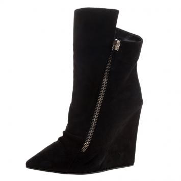 مملوكة مسبقًا Giuseppe Zanotti Black Suede Wedge Ankle Boots Size 41