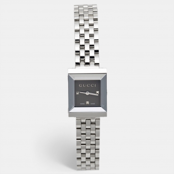 Pre Owned Gucci Grey Stainless Steel G-Frame YA128403 Women's Wristwatch 19 mm