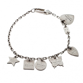 Pre Owned Gucci Trademark Silver Charm Bracelet 18cm