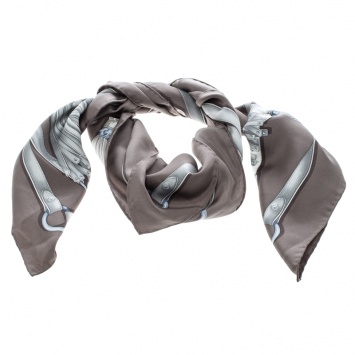 Pre Owned Gucci Grey Tassel Bridle Print Silk Square Scarf