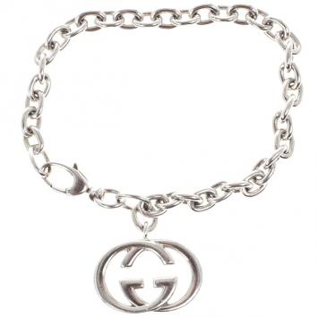 Pre Owned Gucci Interlocking G Charm Silver Bracelet