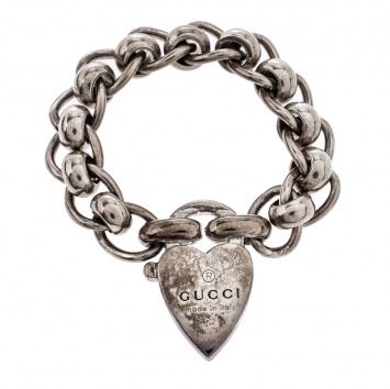 Pre Owned Gucci Sterling Silver Heart Charm Chain Ring Size EU 58