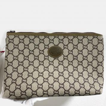 Pre Owned Gucci Brown Plus Canvas Zippy Clutch