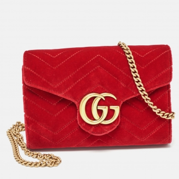 Pre Owned Gucci Red Matelassé Velvet GG Marmont Wallet on Chain