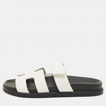 Pre Owned Hermès White Leather Chypre Flat Slides Size 38.5
