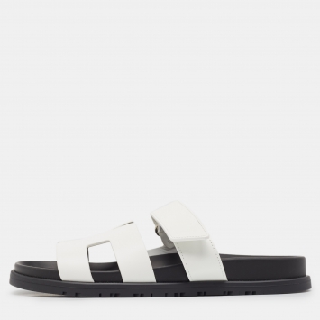 Pre Owned Hermès White Leather Chypre Sandals Size 39