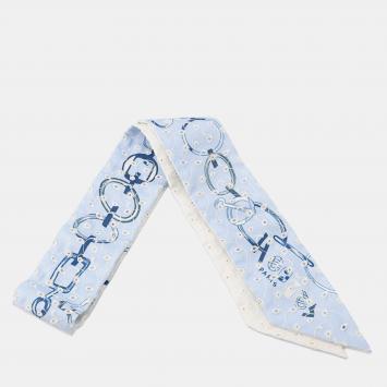 مملوكة مسبقًا Hermes Twilly Do Re Boucles Broderis Anglaise Blue/Blanc/Marine Silk100%