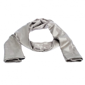 Pre Owned Hermès Grey Silk Wool Jacquard Façonnée Grand H Scarf 