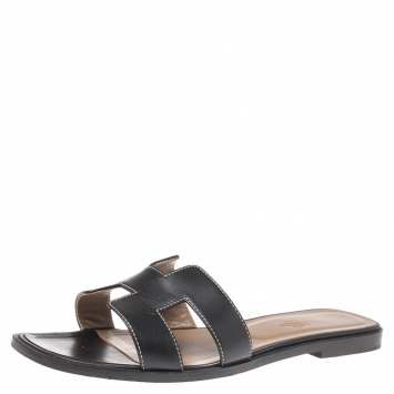 Pre Owned Hermes Black Leather Oran Flat Slides Size 39.5