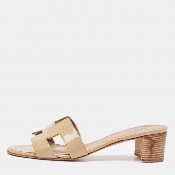مملوكة مسبقًا Hermes Beige Patent Oasis  Slide Sandals Size 39