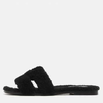 Pre Owned Hermes Black Shearling  Oran Flat Slides Size 37  