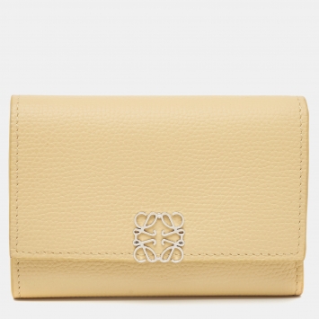 Pre Owned Loewe Yellow Leather Anagram Trifold Wallet