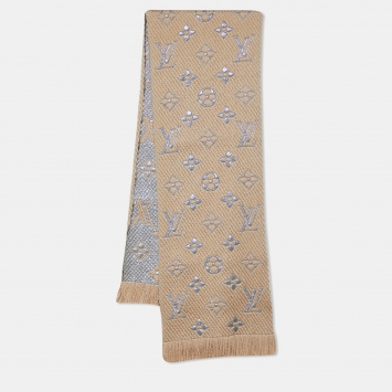 Pre Owned Louis Vuitton Beige Logomania Shine Fringed Scarf