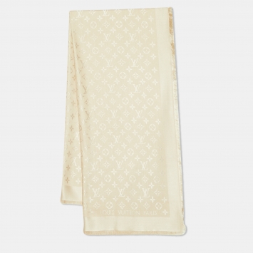 Pre Owned Louis Vuitton Ecru Monogram Silk & Wool Classique Shawl