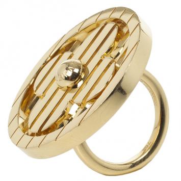 Pre Owned Louis Vuitton Fleur Yellow Gold Ring Size 53