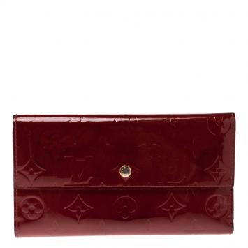 Pre Owned Louis Vuitton Cerise Monogram Vernis International Wallet