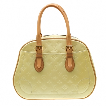 Pre Owned Louis Vuitton Cream Monogram Vernis Summit Drive Bag