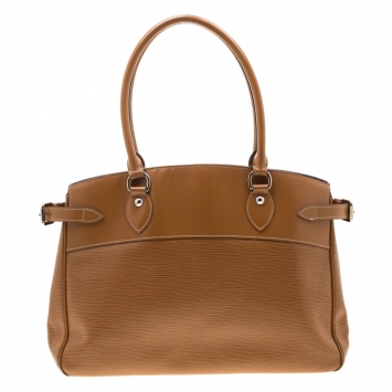 Pre Owned Louis Vuitton Canelle  Epi Leather Passy GM Bag