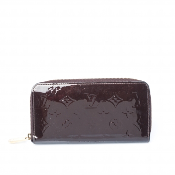 Pre Owned Louis Vuitton Amarante Monogram Vernis Zippy Wallet
