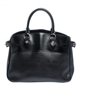 Pre Owned Louis Vuitton Black Epi Leather Passy PM Bag