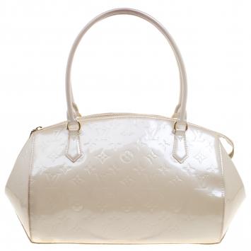 Pre Owned Louis Vuitton Blanc Corail Monogram Vernis Sherwood GM Bag
