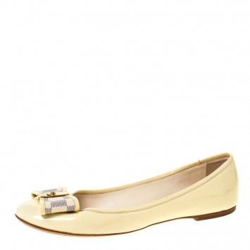 Pre Owned Louis Vuitton Cream Patent Leather Damier Azur Bow Ballet Flats Size 39.5