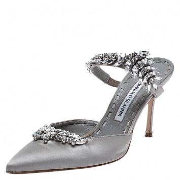 Pre Owned Manolo Blahnik Grey Satin Crystal Embellshed Lurum Sandals Size 38