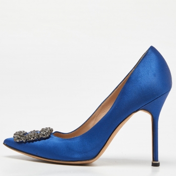 Pre Owned Manolo Blahnik Blue Satin Hangisi Crystal Embellished Pumps Size 38